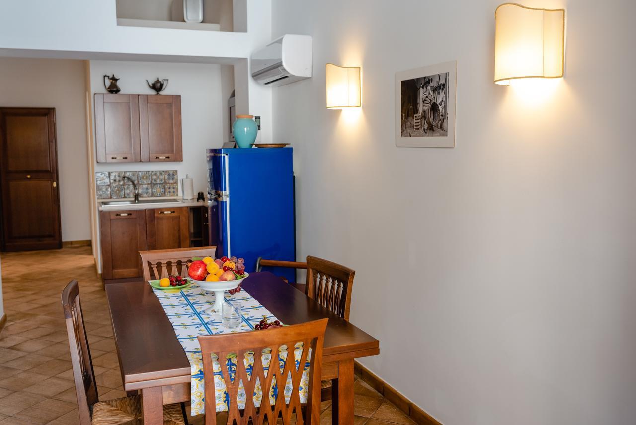 Vilagos & Loft Lägenhet Taormina